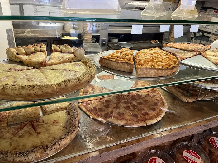 LaBella Pizzeria and Restaurant Picture 4