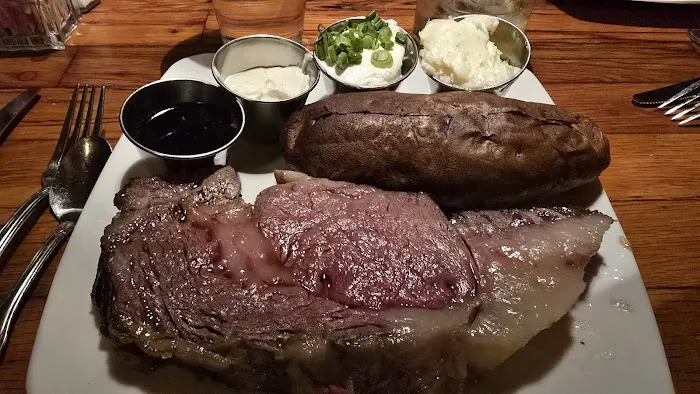 Feeney's Restaurant & Bar Picture 1