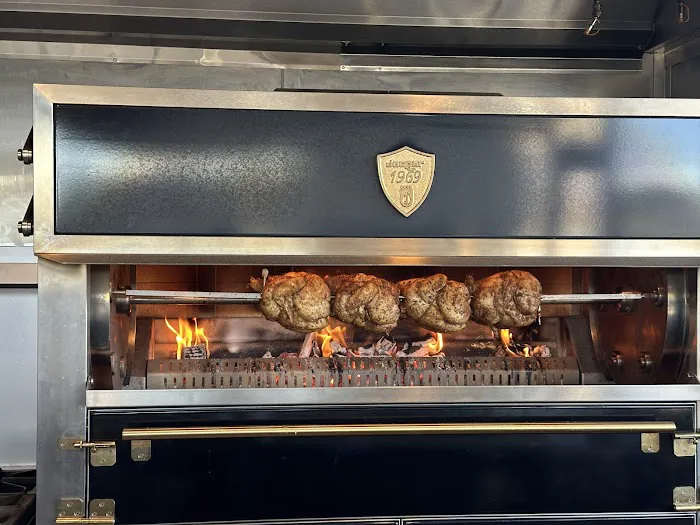 Mister Pio Picture 8