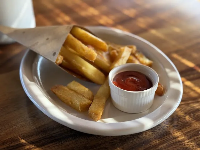 Mister Pio Picture 3