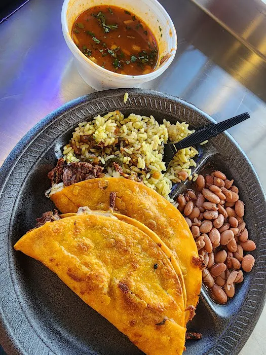 Maskadores Taco Shop Picture 8