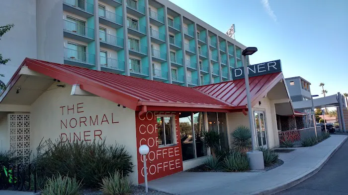 The Normal Restaurant and Bar Picture 8