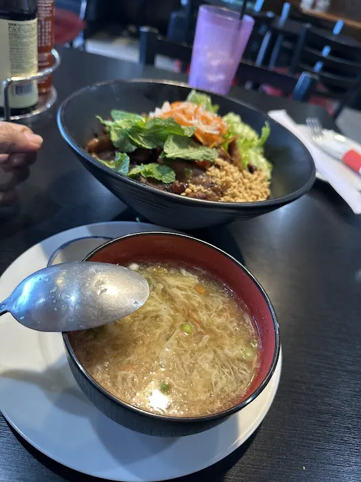 Thaitanic Kitchen Picture 1