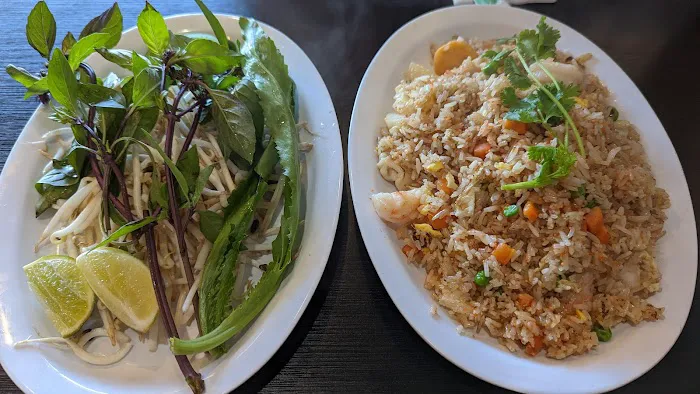 Thaitanic Kitchen Picture 5