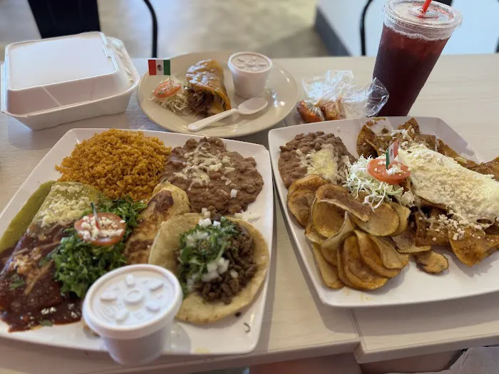 Tradiciones Mexican Grill Picture 3