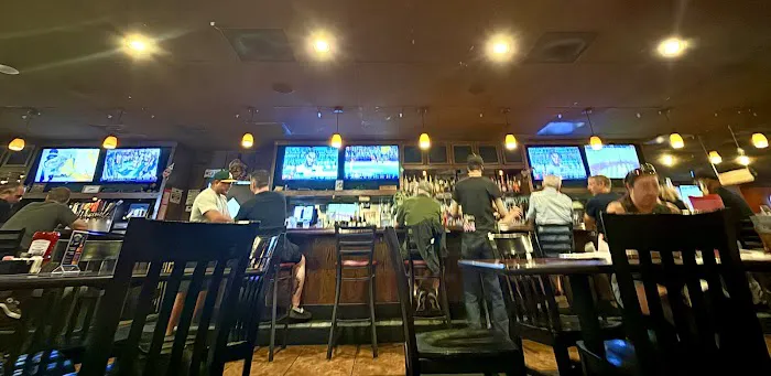 Bogeys Sports Bar & Grill Picture 3