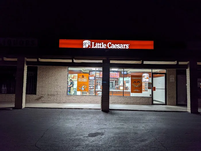 Little Caesars Pizza Picture 1