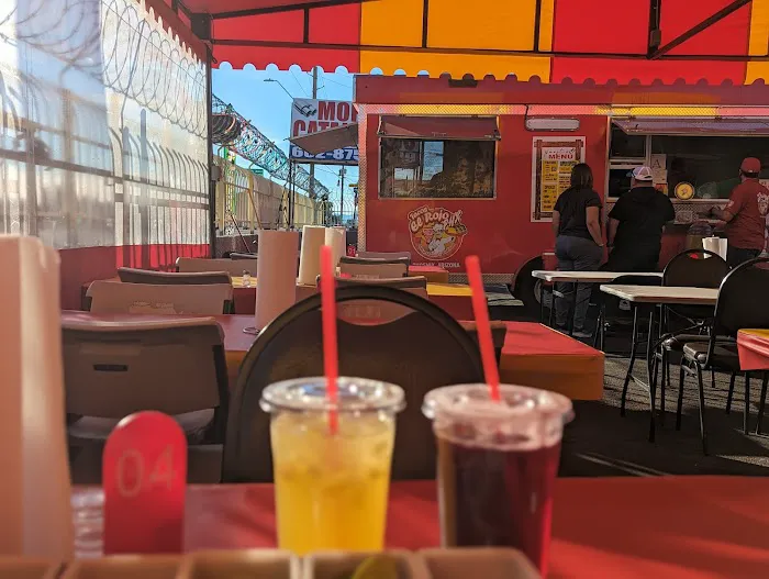 Tacos El Rojo PHX Picture 5