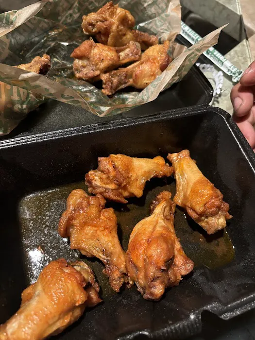 Wingstop Picture 1