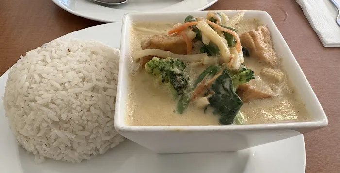 Golden Thai Kitchen Picture 2