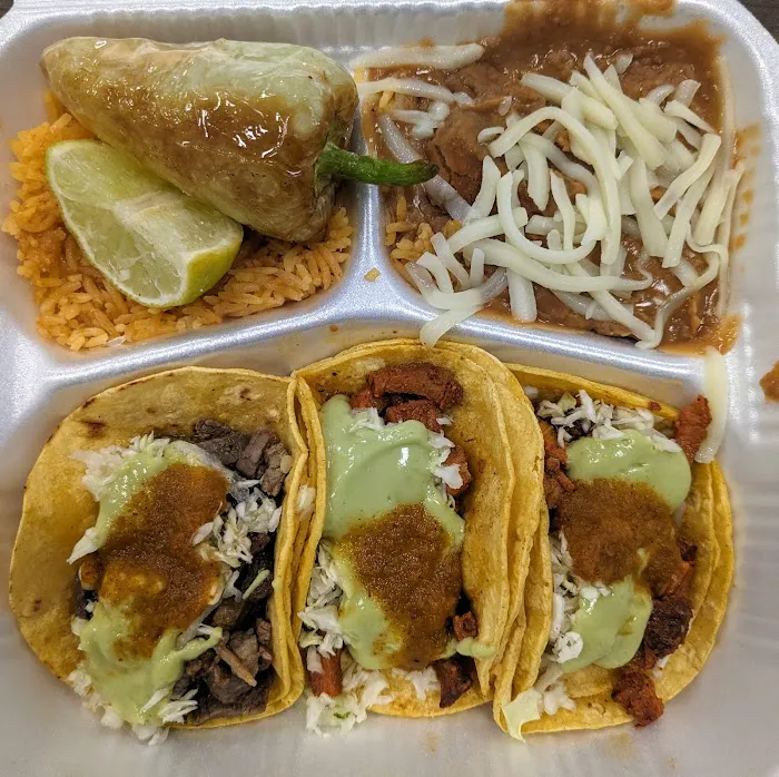 Senor Chelada Tacos y Mariscos Picture 6