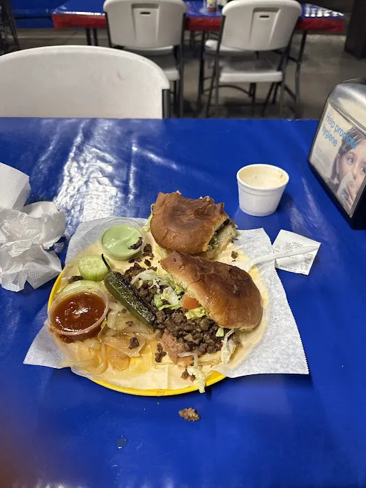 Food Truck - Tacos La Lomita Picture 6