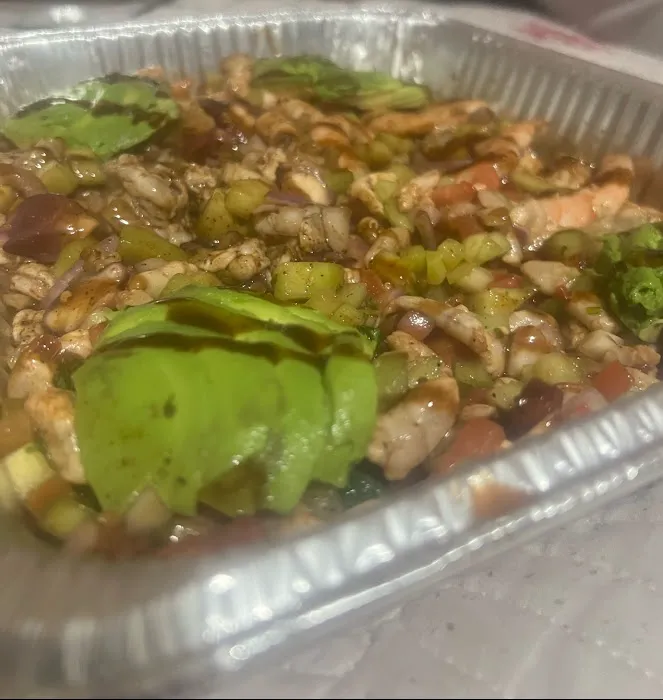 Mariscos La Mochila Picture 3