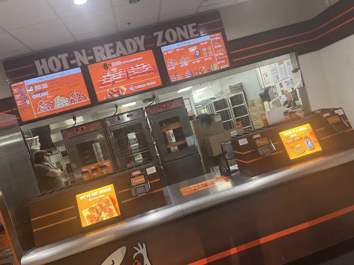 Little Caesars Pizza Picture 3