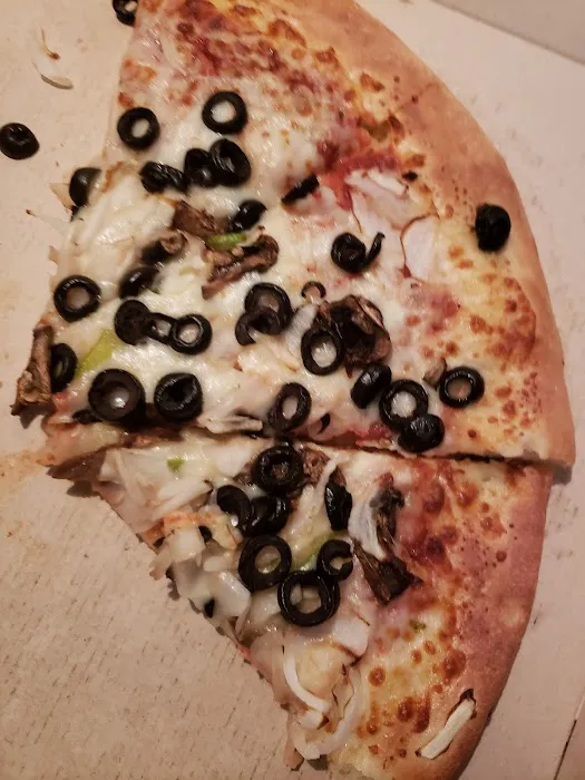 Little Caesars Pizza Picture 6