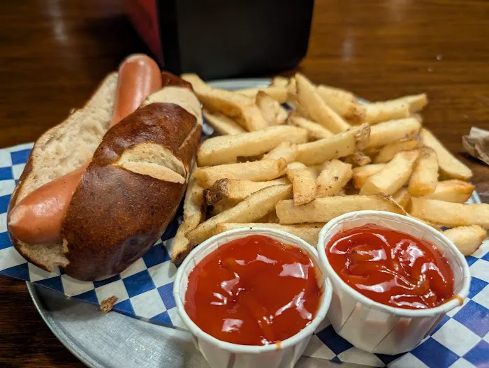 Der Wurst Hot Dogs Picture 2