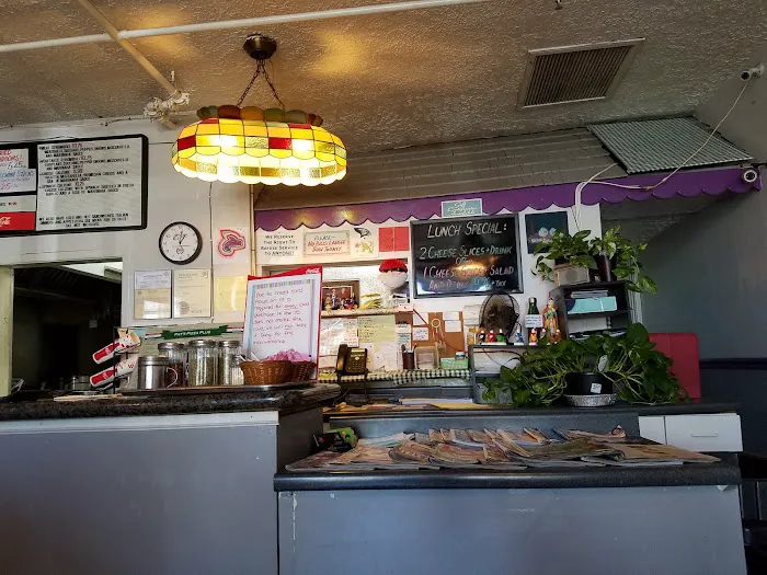 Pat's Pizza Plus Picture 5