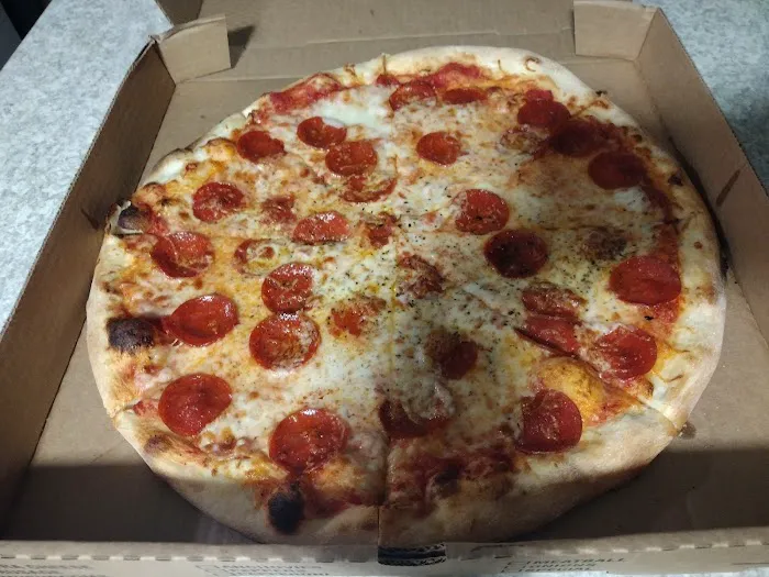 Pat's Pizza Plus Picture 9