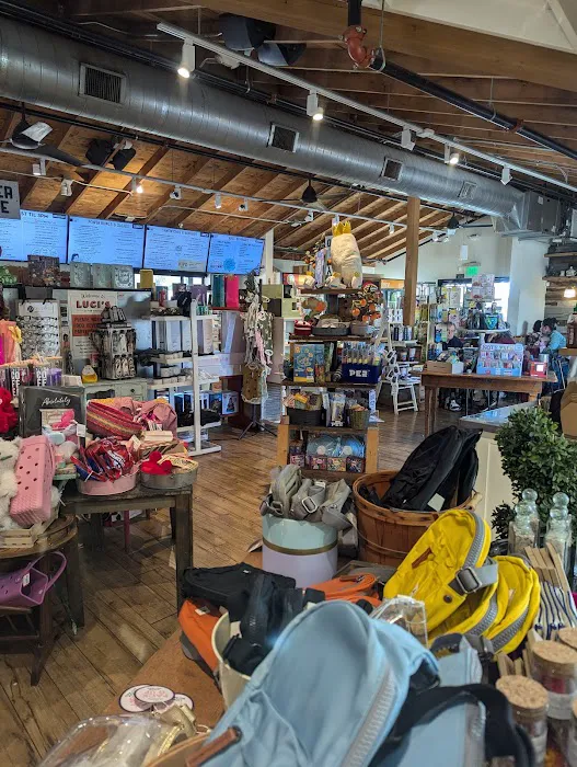 Luci's at the Orchard Picture 5