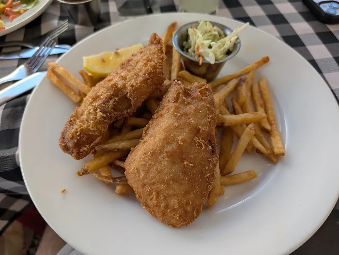 Wally's American Pub N Grill Picture 3