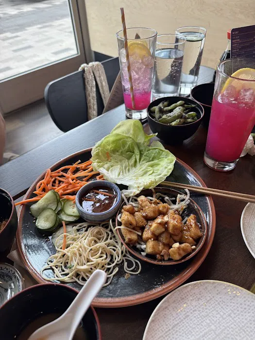 Blue Sushi Sake Grill Picture 6