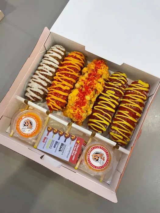 Two Hands Corn Dogs Picture 3