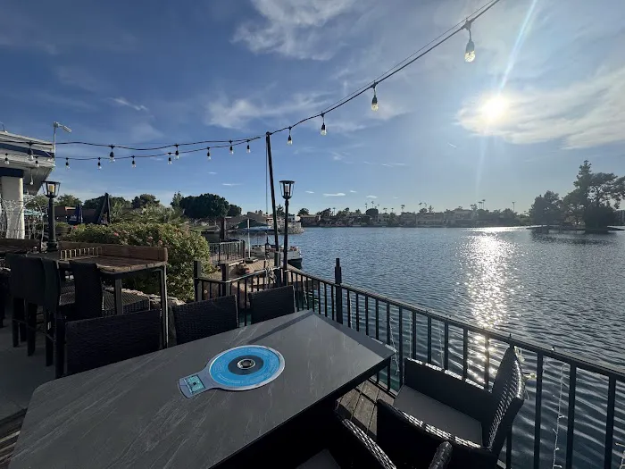 Central BBQ Lakehouse Picture 3