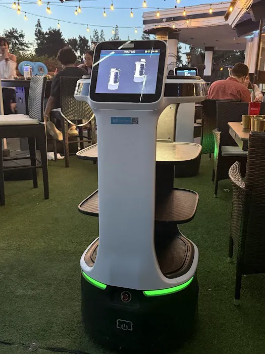 Central BBQ Lakehouse Picture 2