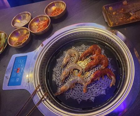 Central BBQ Lakehouse