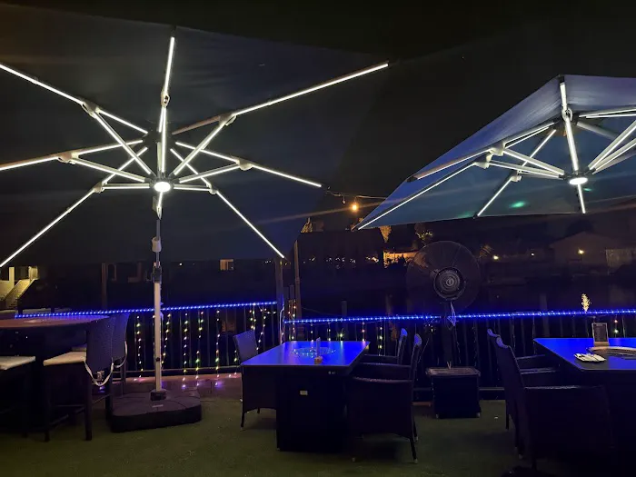 Central BBQ Lakehouse Picture 4