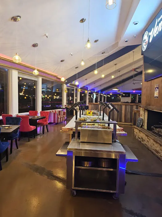 Central BBQ Lakehouse Picture 5