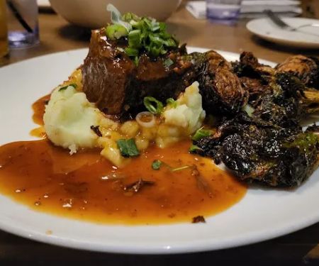 The Craftsman Cocktails and Kitchen