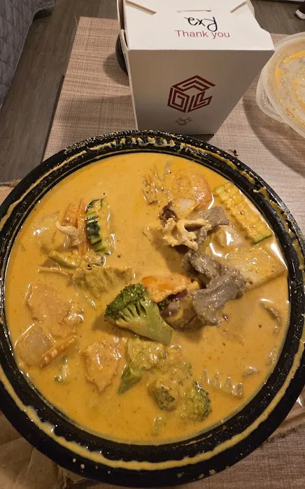 Yupha's Thai Kitchen Picture 1