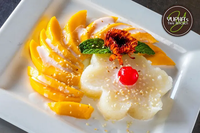 Yupha's Thai Kitchen Picture 7