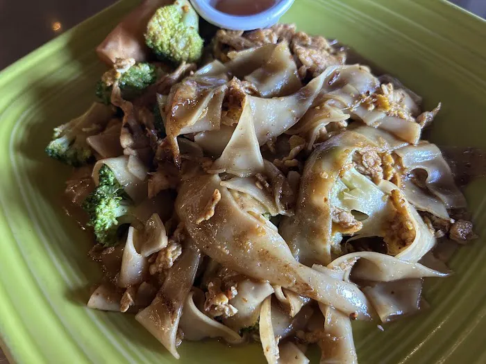 Yupha's Thai Kitchen Picture 2