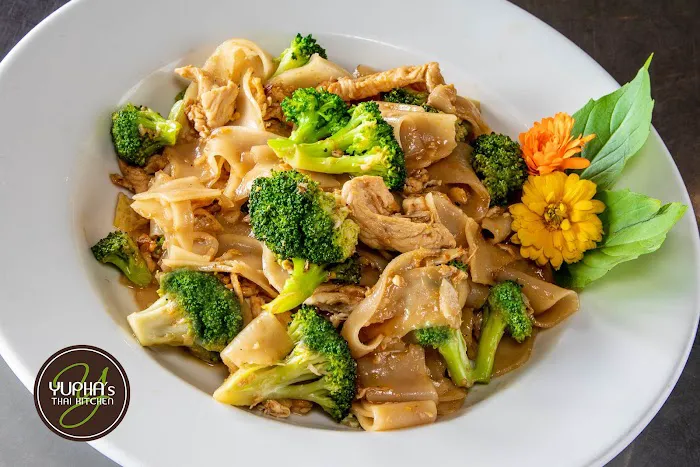 Yupha's Thai Kitchen Picture 9