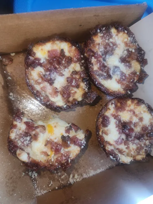 Little Caesars Pizza Picture 4