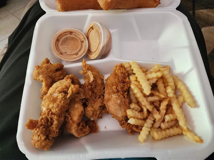 Raising Canes Picture 1