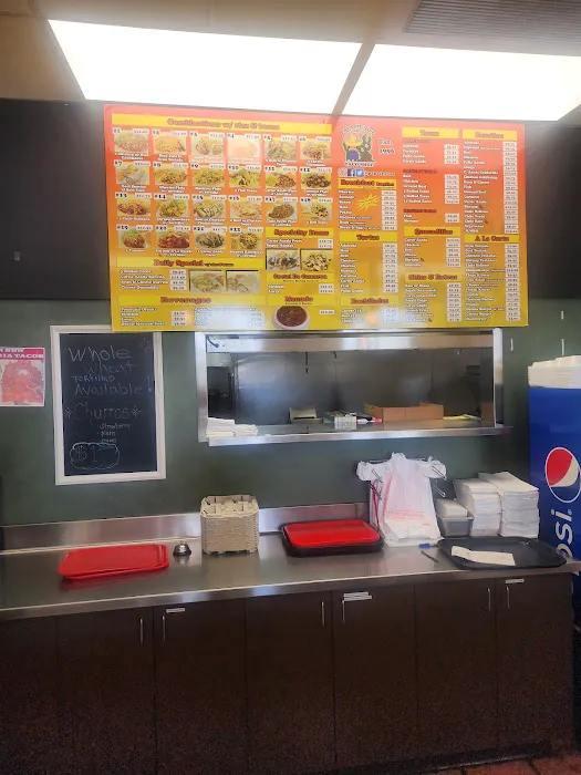 Papa Chevo's Taco Shop Picture 9