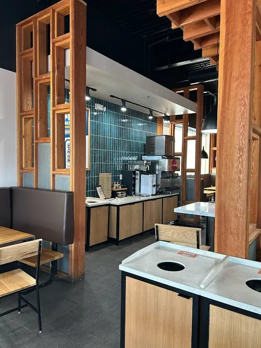 QDOBA Mexican Eats Picture 10