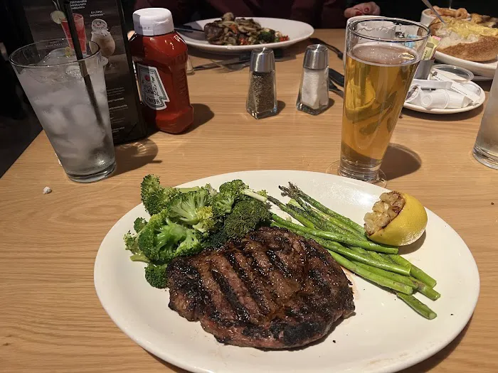 BJ's Restaurant & Brewhouse Picture 7