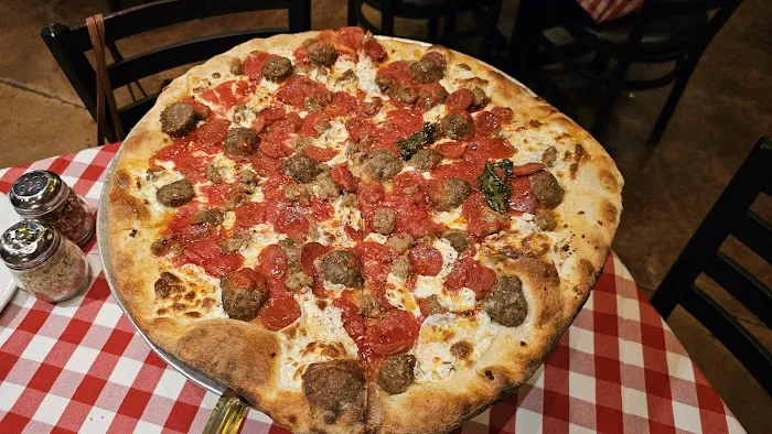 Grimaldi's Pizzeria Picture 6