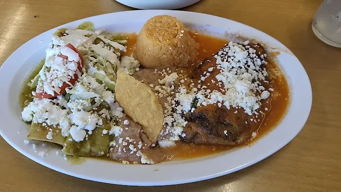 Paradise Mexican food Picture 3