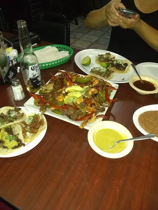 Don Chuy's Mexican Grill Picture 10