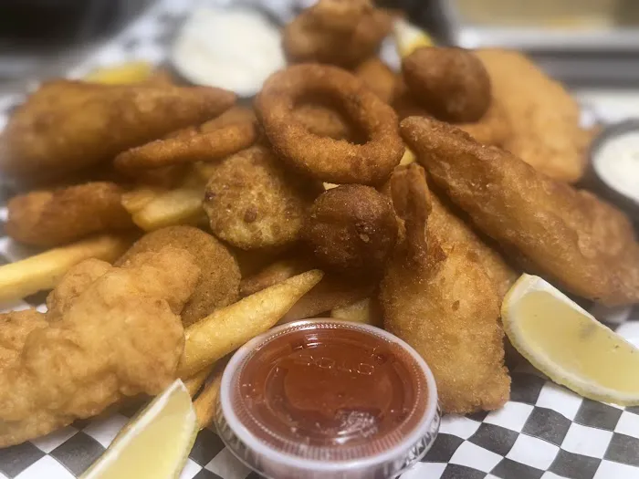 Giant Manhattan Pizza bar Picture 2