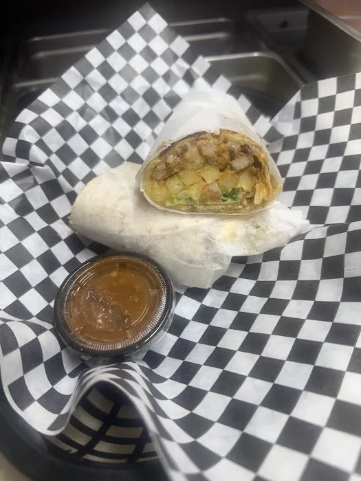 Giant Manhattan Pizza bar Picture 6