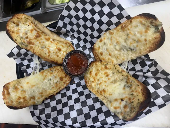 Giant Manhattan Pizza bar Picture 10