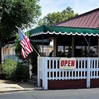 Kiss the Cook Restaurant ico