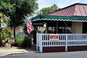 Auto Service Center