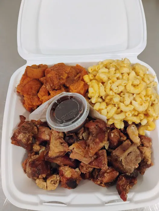 Davina's BBQ & Soul Food Kitchen Picture 2